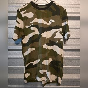 Nike Men's Short Sleeve Camo Tee - Olive and White